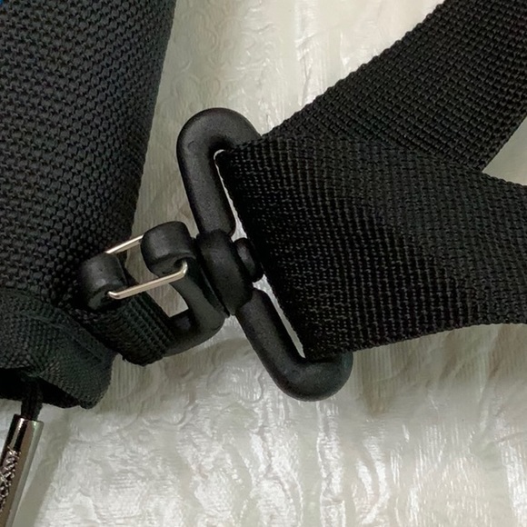 Jansport FIRST CLASS 13” messenger - Blk/Blue Streak - Picture 9 of 14